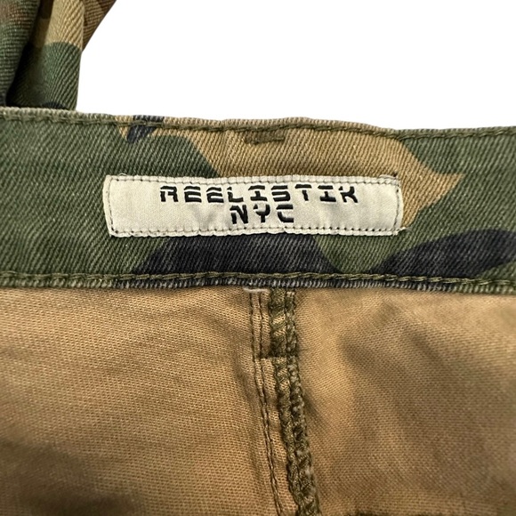 REELISTIK NYC ~ Men’s Camo Patched Cargo Pants Army Green Jeans ~ Size 36 - Picture 7 of 15